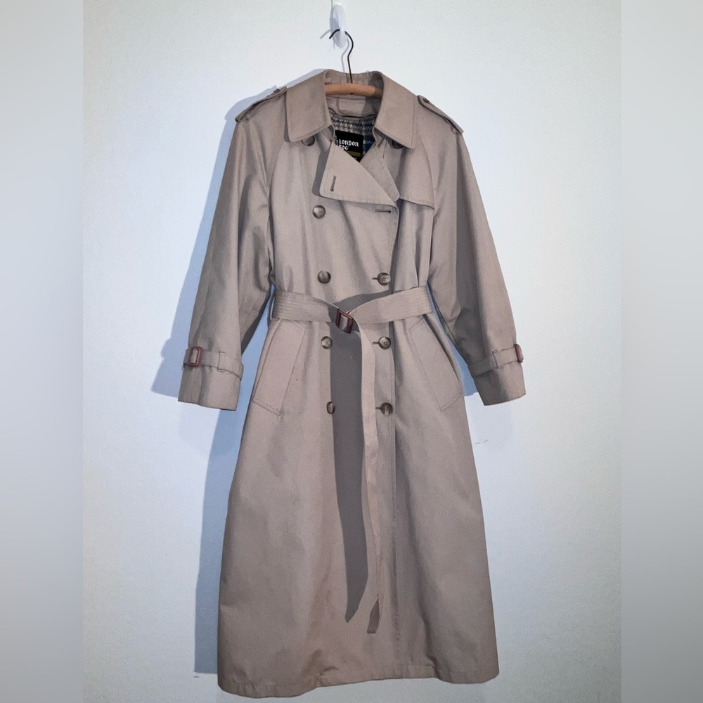 London Fog Trench Coat/Beige
